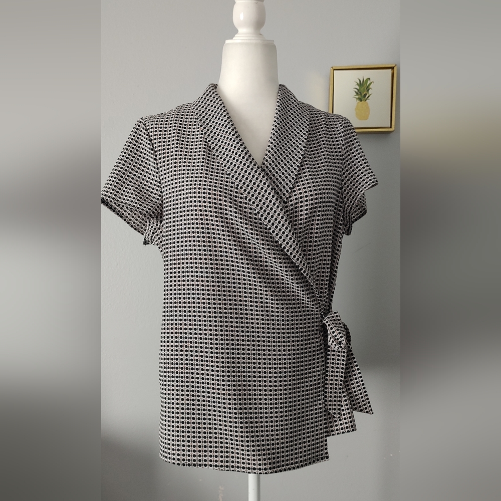 Adrianna Papell Monochrome Wrap Blouse